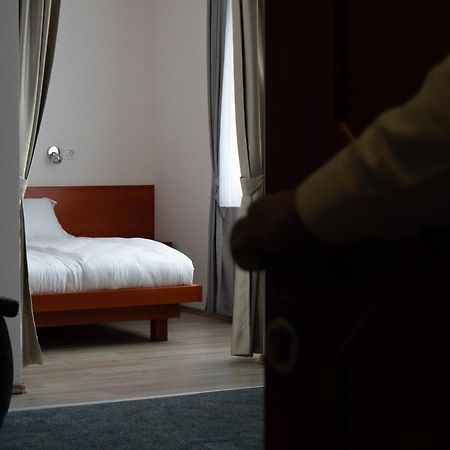 Hotel Bosna 1 Ilidža エクステリア 写真