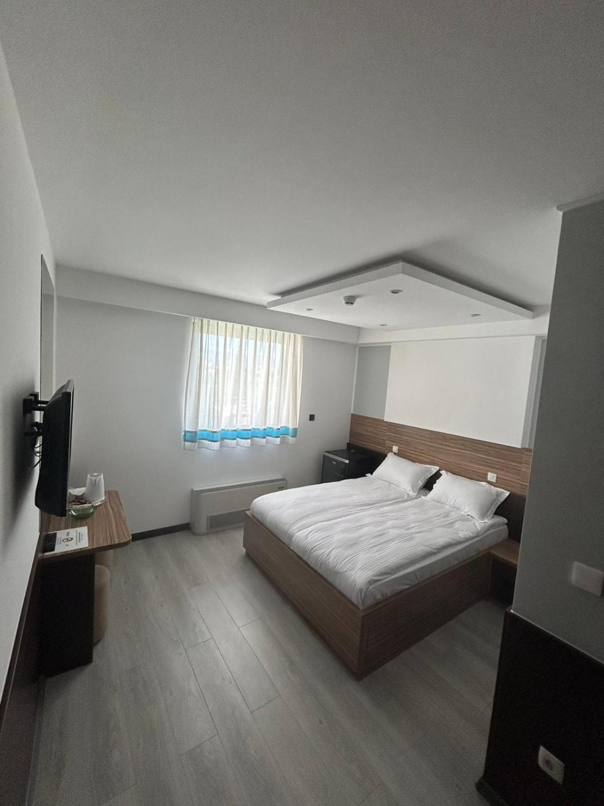 Hotel Bosna 1 Ilidža エクステリア 写真