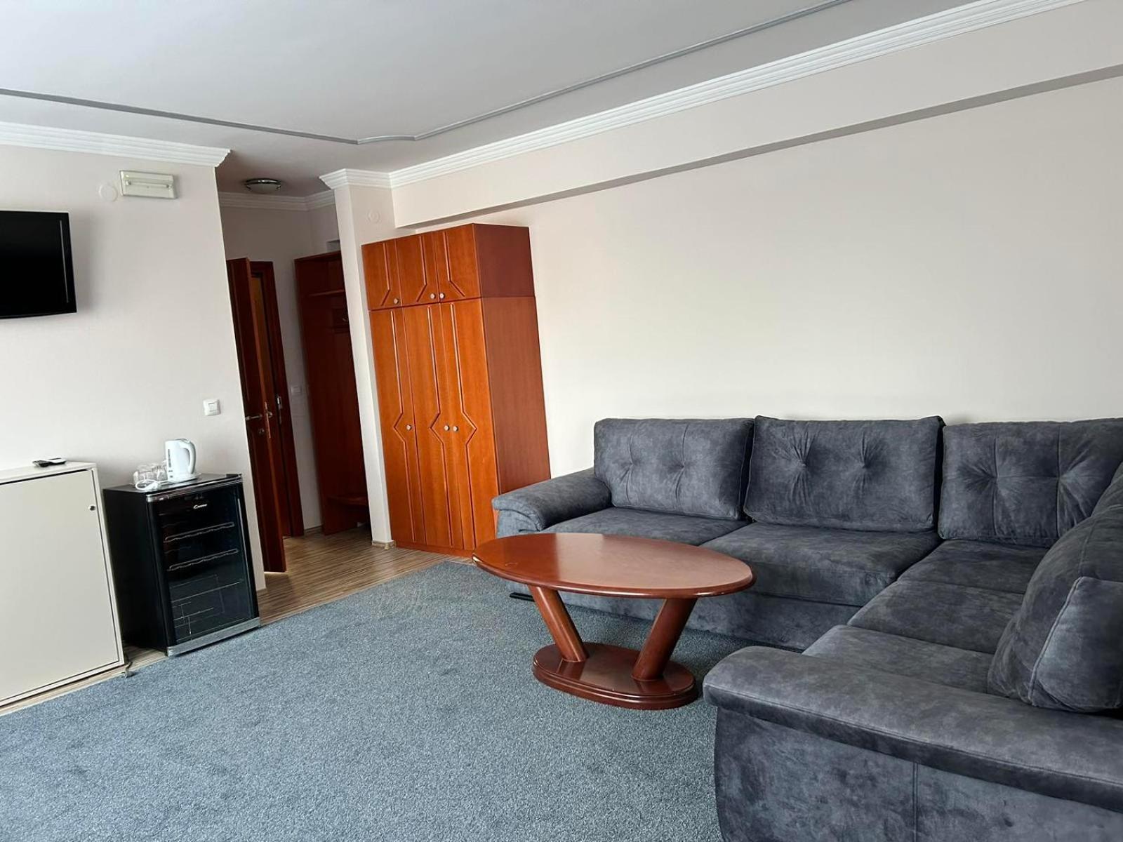 Hotel Bosna 1 Ilidža エクステリア 写真