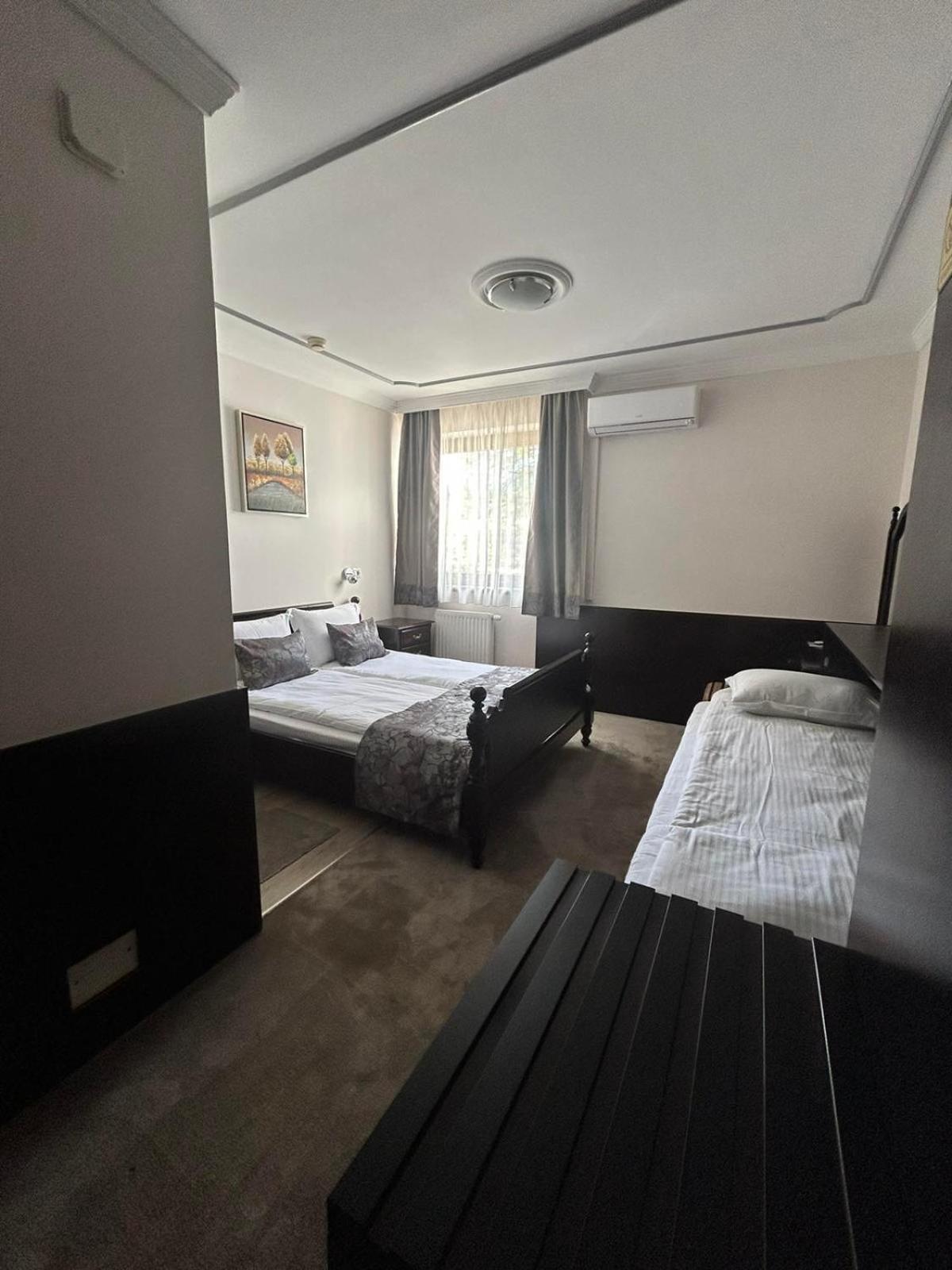 Hotel Bosna 1 Ilidža エクステリア 写真